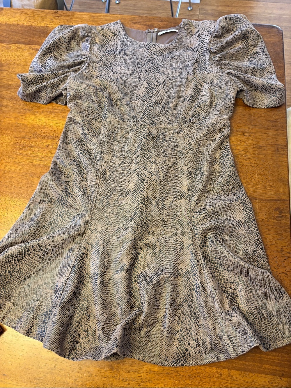 Karlie Snake-Print Puff Sleeve Dress fit and flare puff sleeves size medium